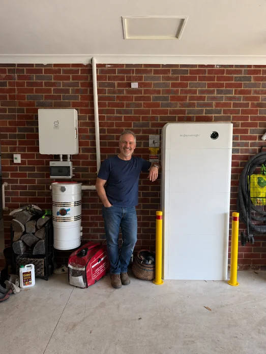 Happy EES Solar customer