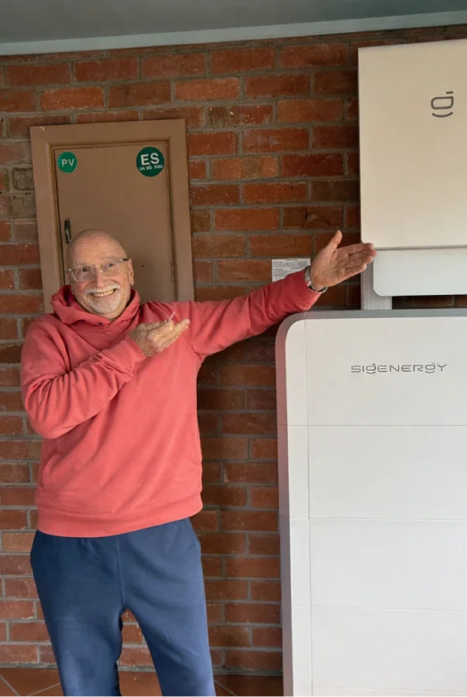 Happy EES Solar customer
